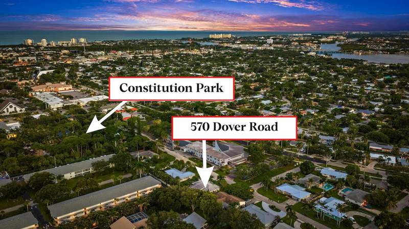 3 bedroom Single Family Residence at 570 N Dover Road, Jupiter In The Pines Sec B, Tequesta — photo 4