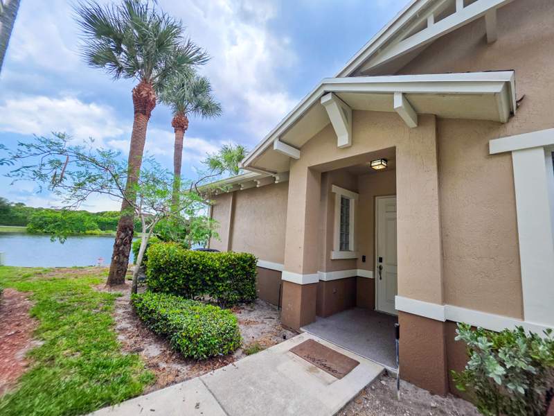 3 bedroom Townhouse at 855 Marina Del Ray Lane #1, Cityside Condo, West Palm Beach — photo 2