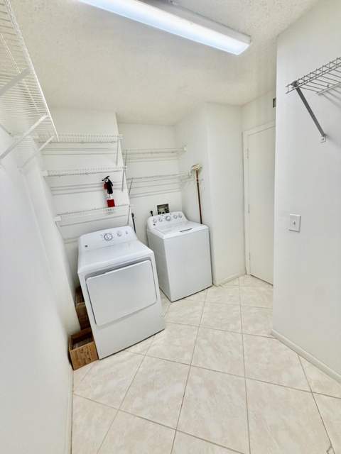 4725 Lucerne Lakes #214, Lake Worth FL - photo 15 of 42
