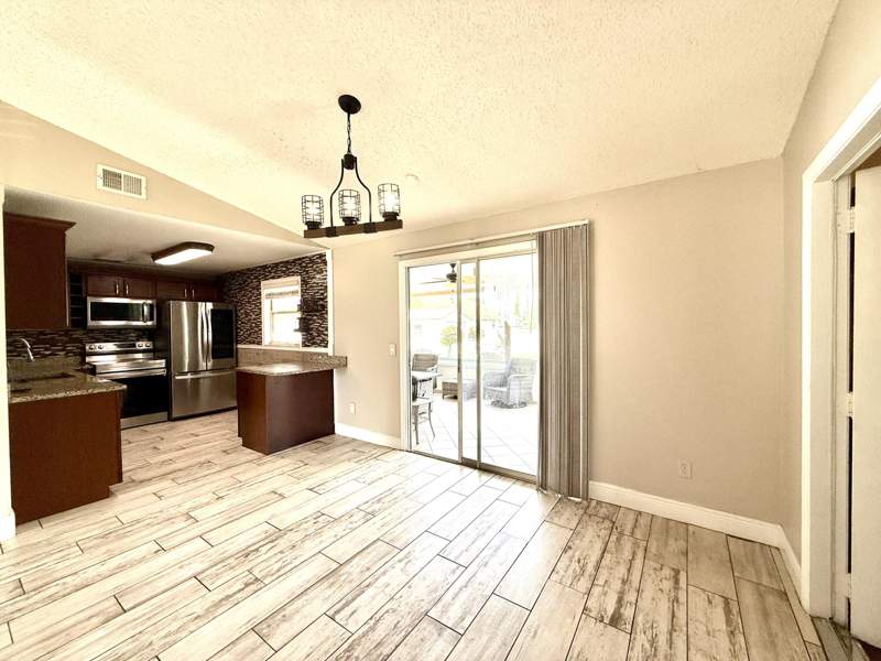 3 bedroom Single Family Residence at 637 SW Granadeer Street, Port St Lucie Section 27, Port St. Lucie — photo 4