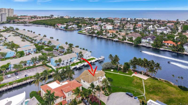 5 bedroom Single Family Residence at 857 Havana Drive, Caribbean Keys, Boca Raton — photo 3