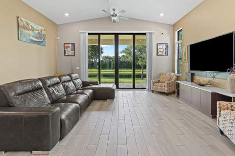 8907 Grand Prix Lane, Boynton Beach FL - photo 13 of 78