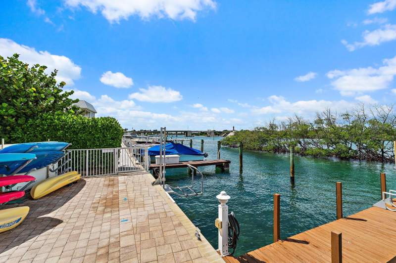 2 bedroom Condominium at 375 Beach Road #201, La Mar Condo Apts Decl, Tequesta — photo 3