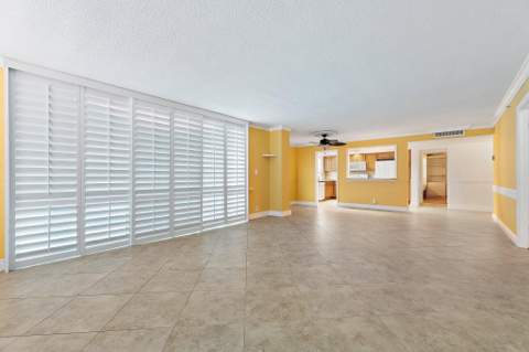 375 Beach Road #201, Tequesta FL - photo 10 of 35