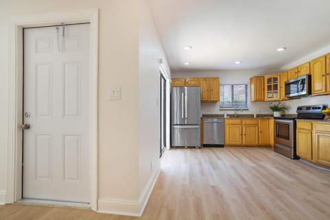 4675 Cherry Road, West Palm Beach FL - photo 10 of 30
