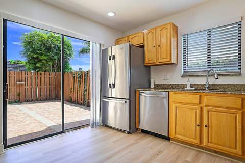 4675 Cherry Road, West Palm Beach FL - photo 13 of 30