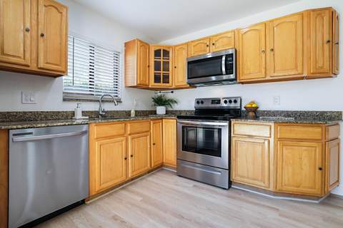 4675 Cherry Road, West Palm Beach FL - photo 14 of 30