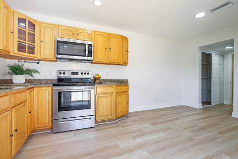 4675 Cherry Road, West Palm Beach FL - photo 15 of 30