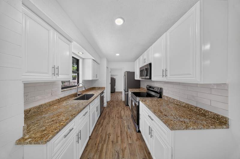 3 bedroom Single Family Residence at 6101 Balsam Drive, Indian River Estates Unit 9, Fort Pierce — photo 5