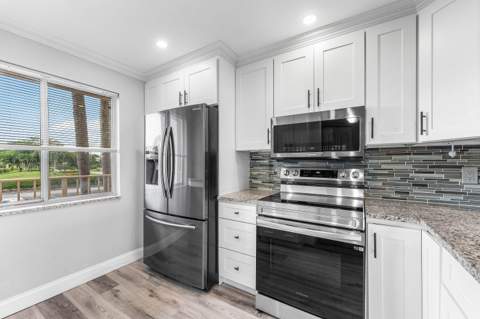 14307 Bedford Drive #204, Delray Beach FL - photo 8 of 60