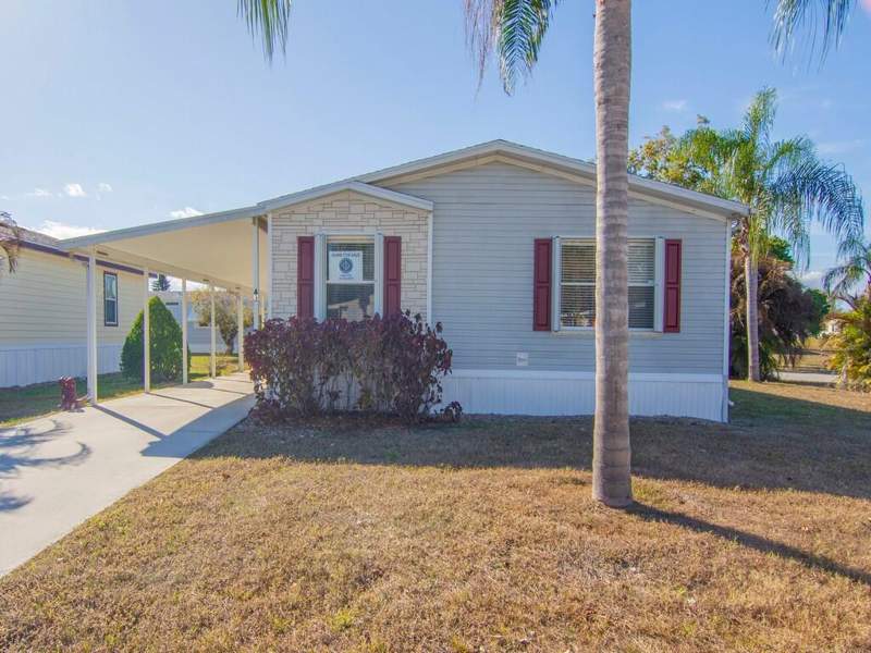 2 bedroom Manufactured Home at 43 Montilla Way, Spanish Lakes Golf Village, Port St. Lucie — photo 3