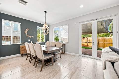 633 NE 11th Avenue, Fort Lauderdale FL - photo 6 of 37