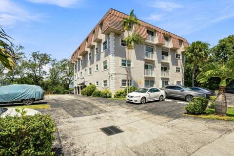 5951 NE 14th Lane #204N, Fort Lauderdale FL - photo 24 of 43