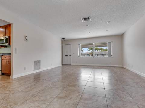 2016 SW Golf Lane, Boynton Beach FL - photo 10 of 29