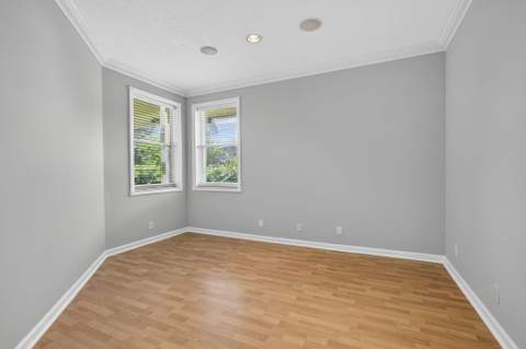 1052 W Shore Drive, West Palm Beach FL - photo 9 of 65