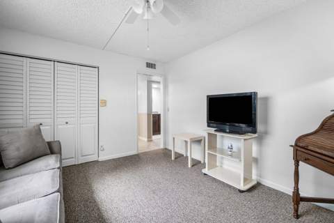 434 Normandy J, Delray Beach FL - photo 12 of 25