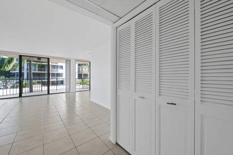 859 Jeffery Street #312, Boca Raton FL - photo 6 of 51