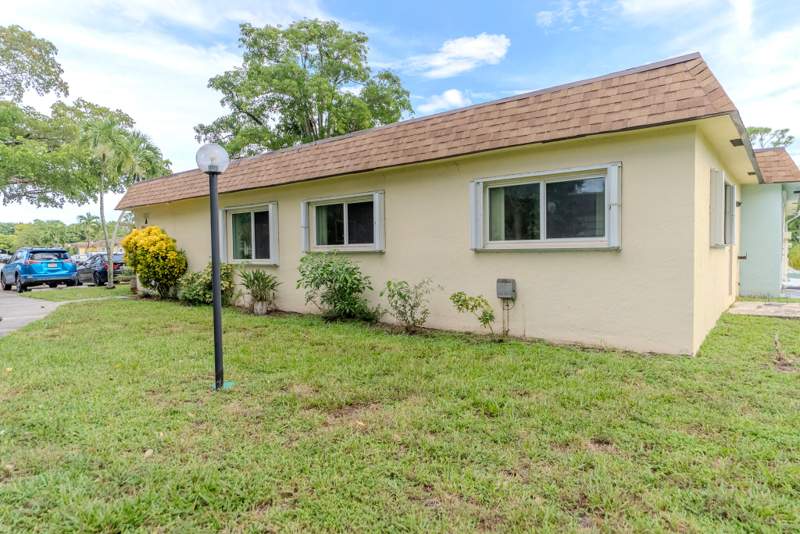 2 bedroom Villa at 3641 SW Natura Avenue #A, Natura, Deerfield Beach — photo 3