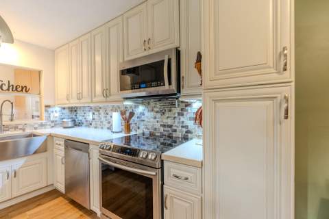 3641 SW Natura Avenue #A, Deerfield Beach FL - photo 15 of 30