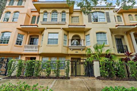 11774 Valencia Gardens Avenue, Palm Beach Gardens FL - photo 7 of 48