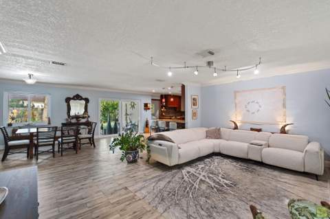 291 Lake Drive, Coconut Creek FL - photo 8 of 102