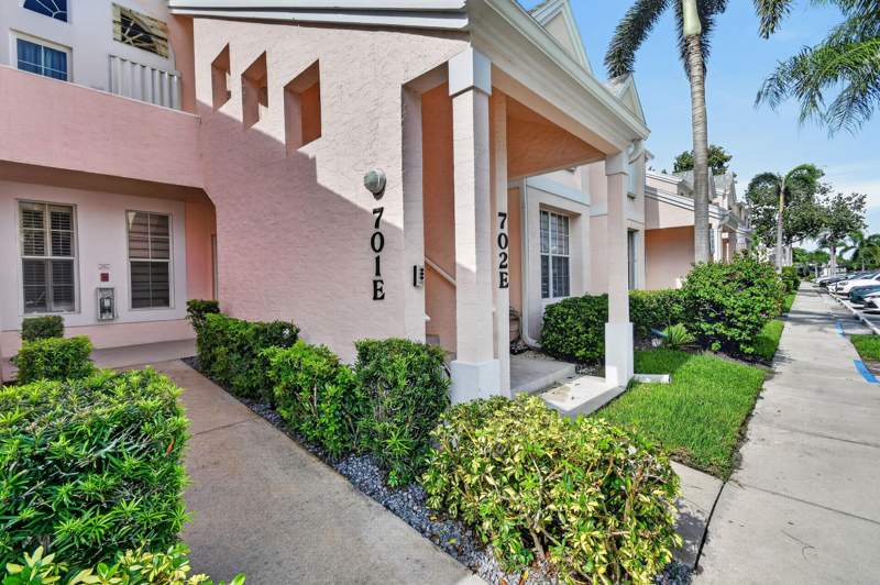 2 bedroom Condominium at 701 Muirfield Court #701E, Muirfield Condo, Jupiter — photo 2