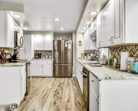 3055 Lakeshore Drive, Fort Lauderdale FL - photo 6 of 60