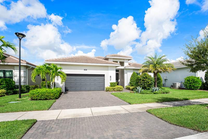 3 bedroom Single Family Residence at 5395 St Vincent Lane, Cresswind Palm Beach, Westlake — photo 3