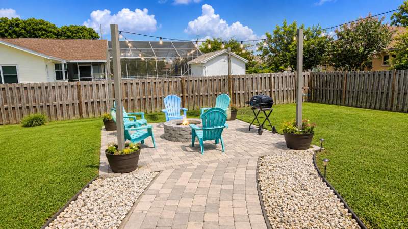 4 bedroom Single Family Residence at 757 SE Lighthouse Avenue, Port St Lucie Section 10, Port St. Lucie — photo 2