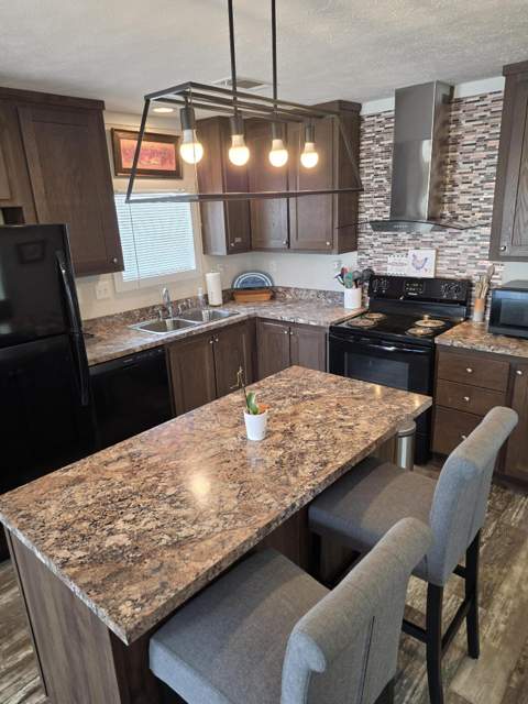 121 Sandhill Boulevard, Fort Pierce FL - photo 14 of 27