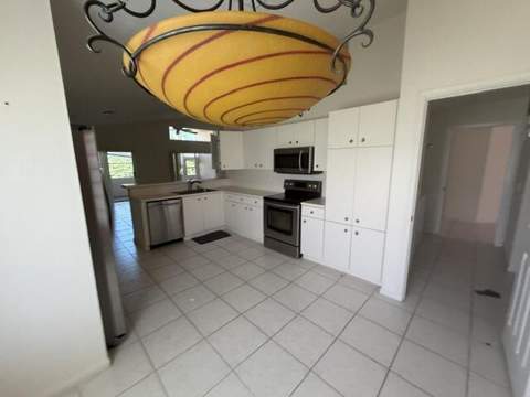 7278 Haviland Circle, Boynton Beach FL - photo 8 of 16