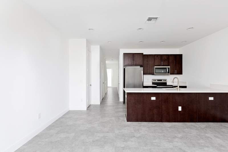 3 bedroom Townhouse at 6954 Pines Circle #51, First Baptist Church At, Coconut Creek — photo 4
