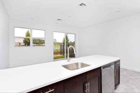 6954 Pines Circle #51, Coconut Creek FL - photo 12 of 29