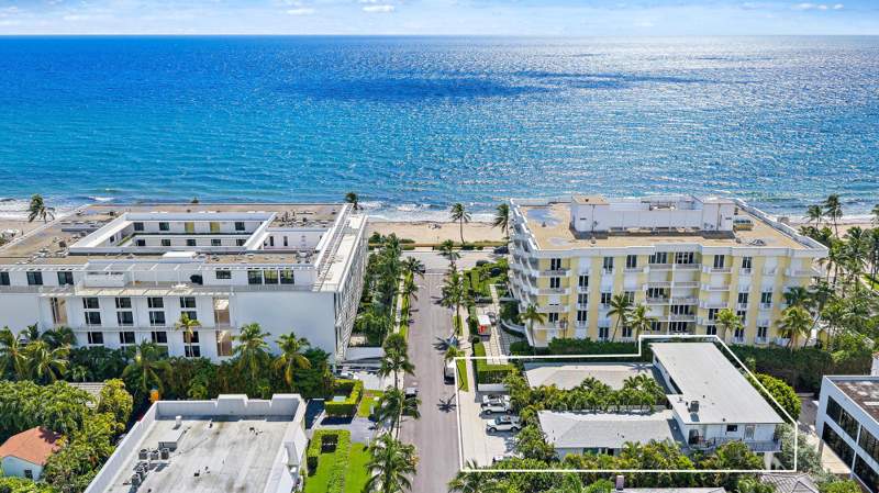 2 bedroom Condominium at 122 Peruvian Avenue #16, Peruvian Condo, Palm Beach — photo 2