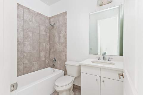 6954 Pines Circle #51, Coconut Creek FL - photo 24 of 29