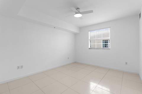 235 NE 1st Street #505, Delray Beach FL - photo 11 of 41