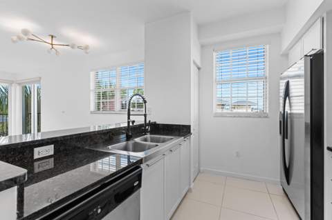 235 NE 1st Street #505, Delray Beach FL - photo 9 of 41