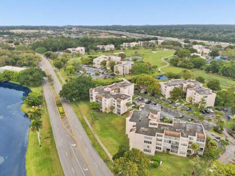 9480 Tangerine Place #402, Davie FL - photo 22 of 46