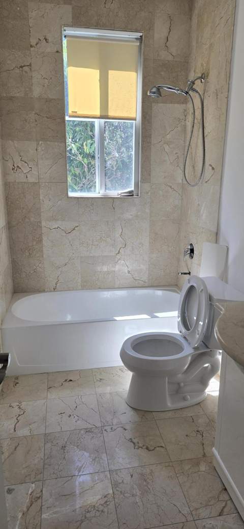 635 NE 11th Avenue, Fort Lauderdale FL - photo 22 of 29