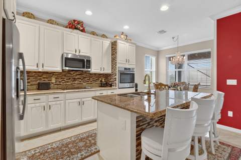 11320 SW Lake Park Drive, Port St. Lucie FL - photo 15 of 41