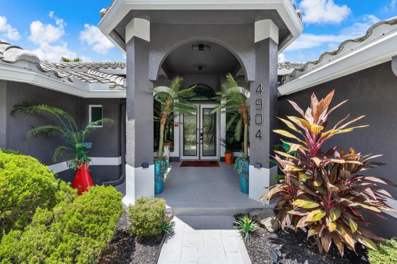 5 bedroom Single Family Residence at 4904 NW 110th Terrace, Kensington, Coral Springs — photo 5