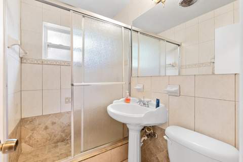 316 NW 44th Avenue, Plantation FL - photo 12 of 37