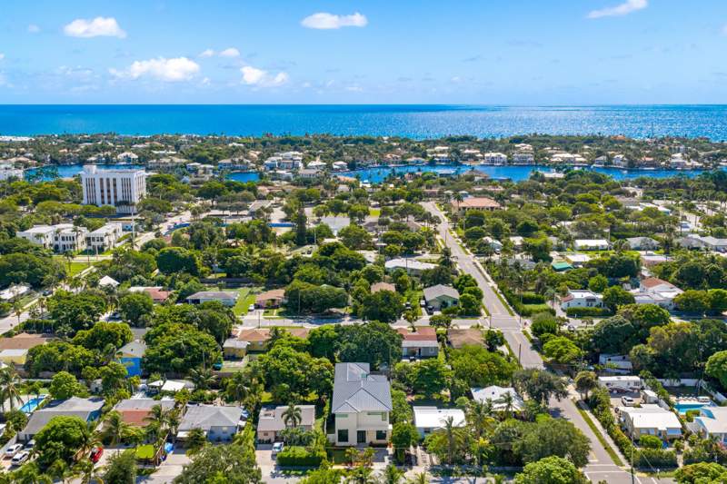 5 bedroom Single Family Residence at 827 SE 2nd Avenue, Osceola Park, Delray Beach — photo 4