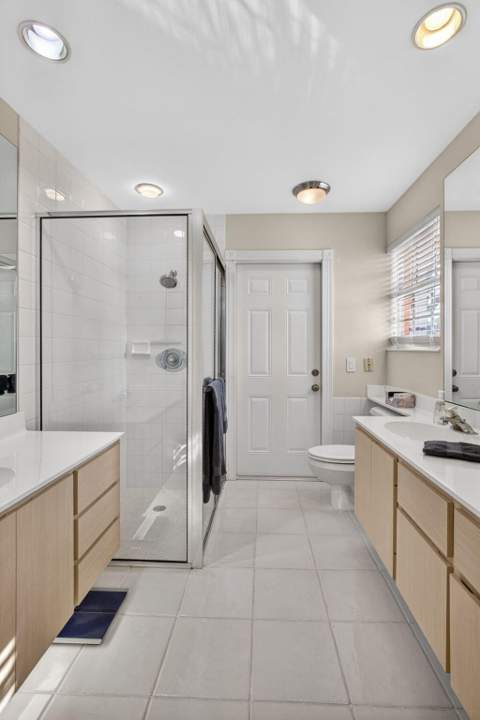 4238 Royal Oak Drive, Palm Beach Gardens FL - photo 18 of 51