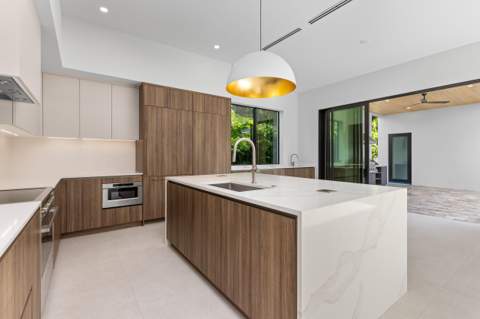 827 SE 2nd Avenue, Delray Beach FL - photo 8 of 41