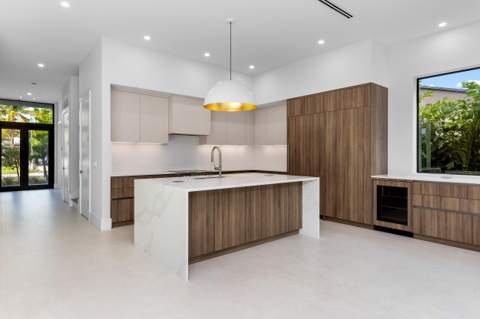 827 SE 2nd Avenue, Delray Beach FL - photo 7 of 41
