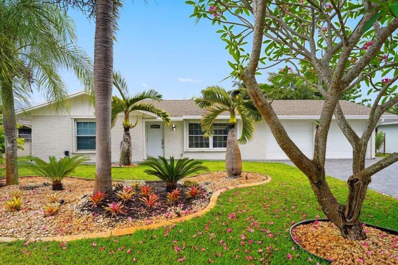 4 bedroom Single Family Residence at 4091 Lakespur Circle, Palm Beach Gardens 6, Palm Beach Gardens — photo 3