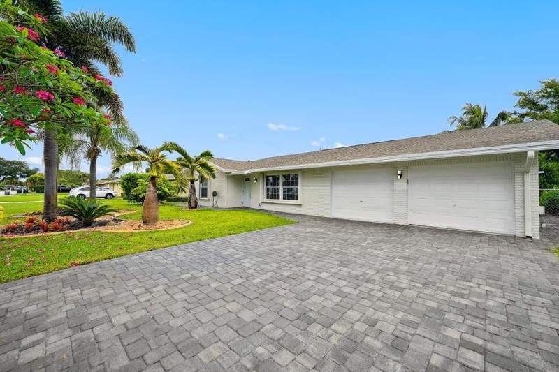 4 bedroom Single Family Residence at 4091 Lakespur Circle, Palm Beach Gardens 6, Palm Beach Gardens — photo 4
