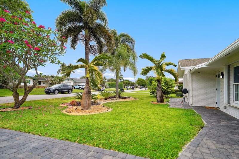 4 bedroom Single Family Residence at 4091 Lakespur Circle, Palm Beach Gardens 6, Palm Beach Gardens — photo 5
