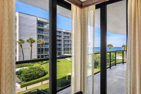 3440 S Ocean Boulevard #304, Palm Beach FL - photo 8 of 26